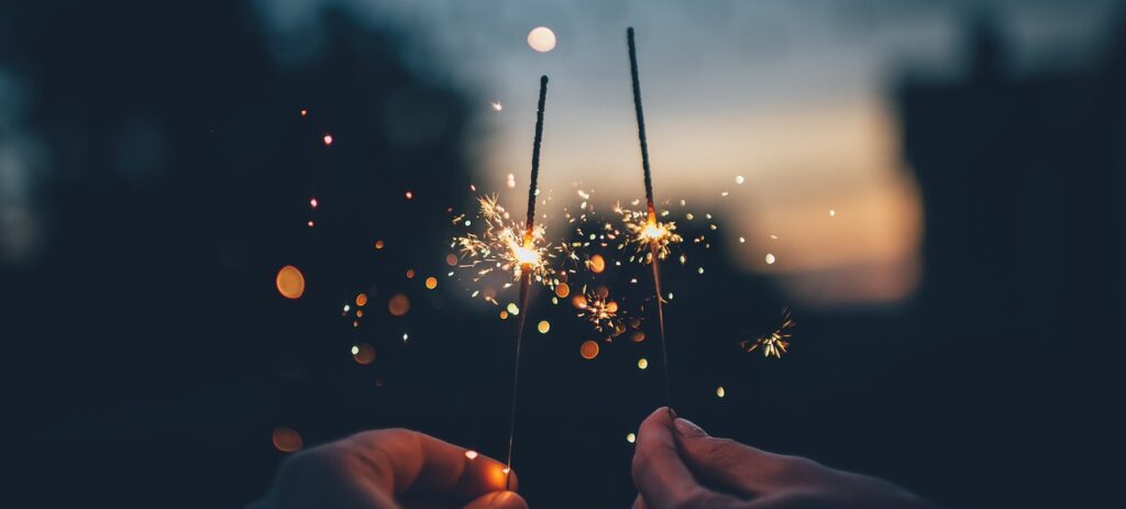 new year's eve, dark, fireworks, hands, lights, macro, sparklers, sparks, sparkling, celebrate, celebration-1845065.jpg